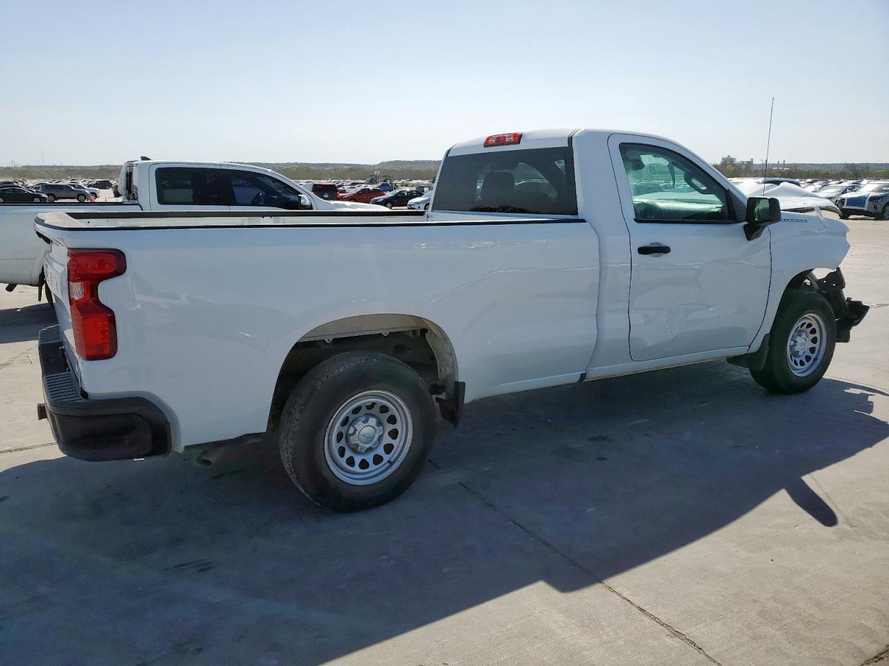 2024 CHEVROLET SILVERADO - Image 3