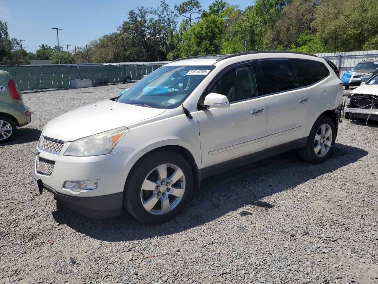 2011 CHEVROLET TRAVERSE L