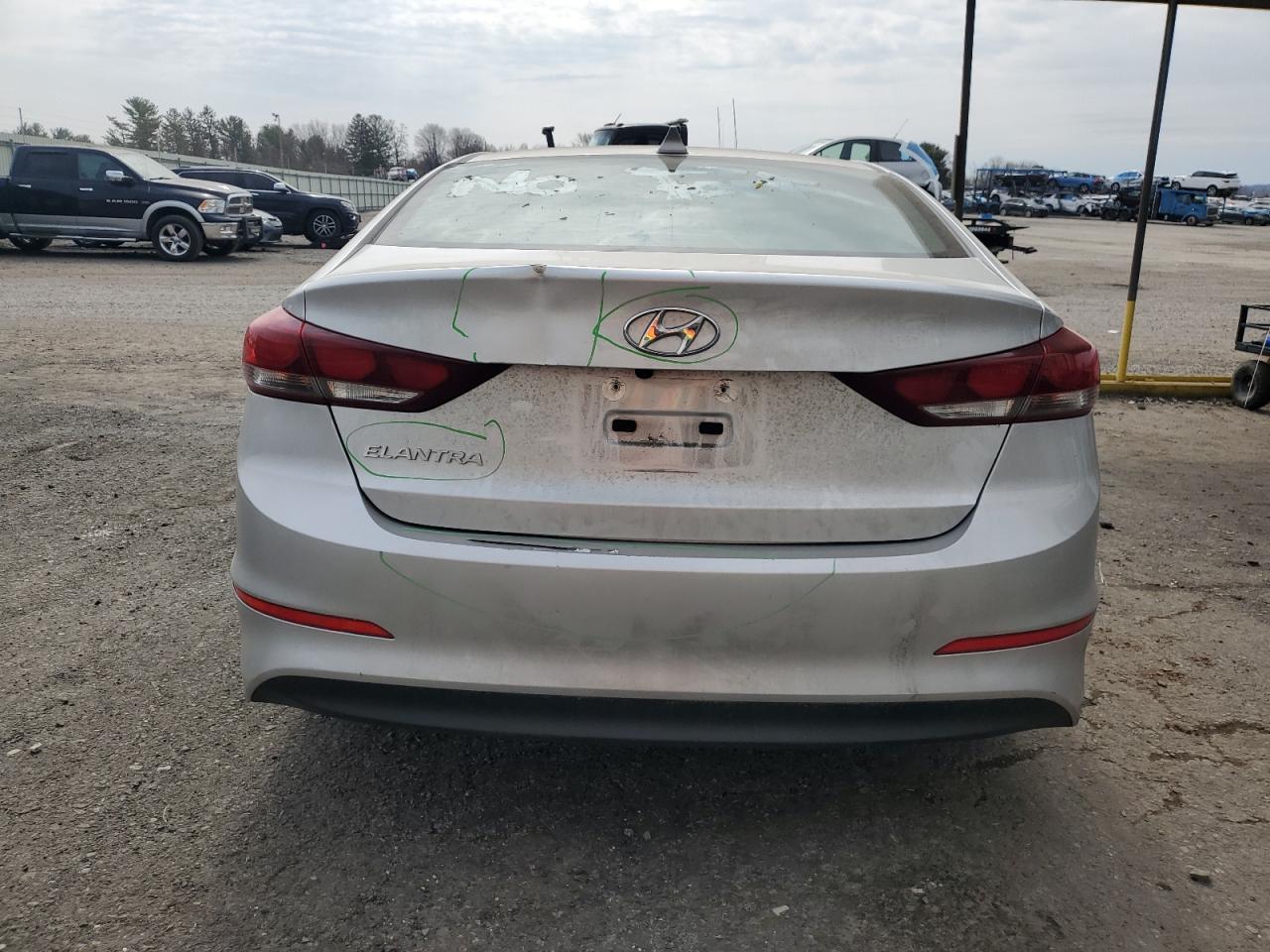 2018 HYUNDAI ELANTRA SE - Фото 6