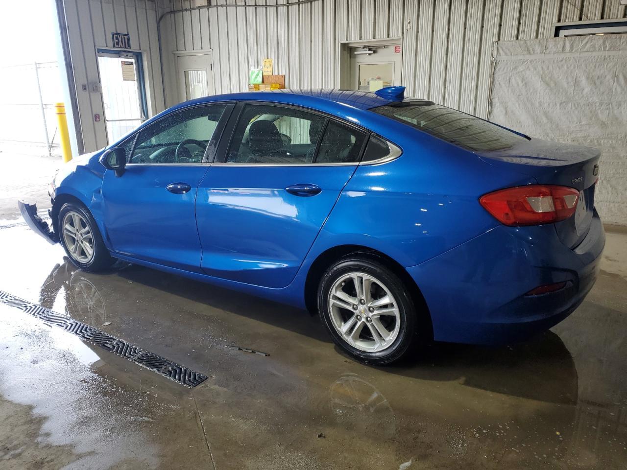 2016 CHEVROLET CRUZE LT - Image 2