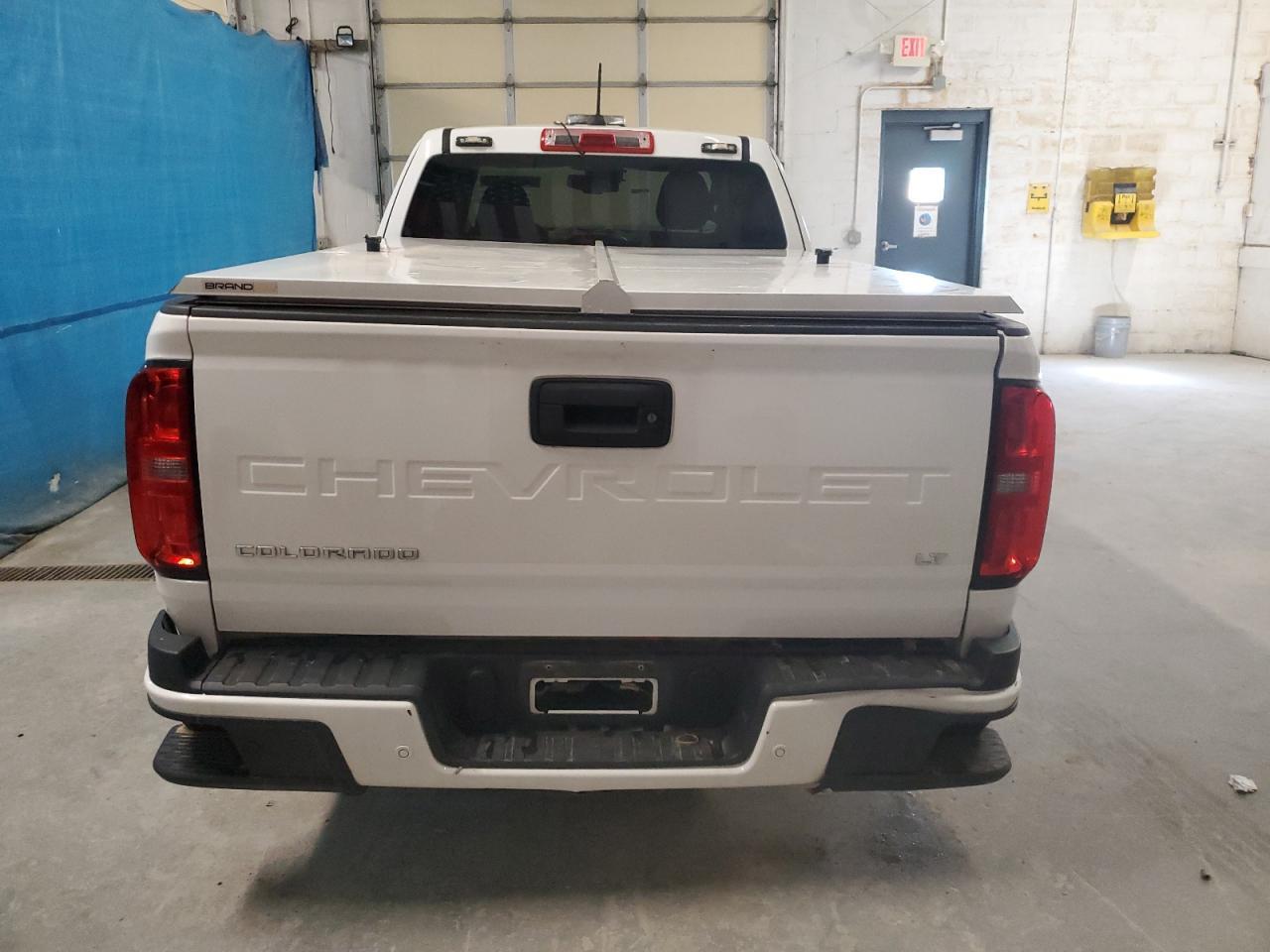 2022 CHEVROLET COLORADO L - Image 6