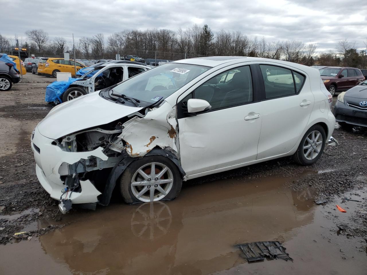 2013 TOYOTA PRIUS C