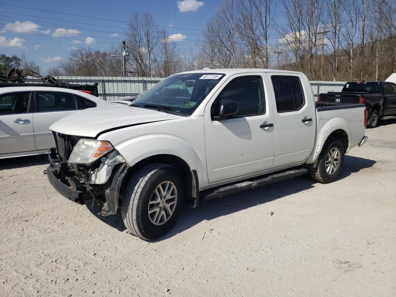 2016 NISSAN FRONTIER S