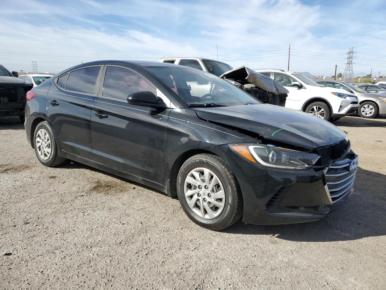 2017 HYUNDAI ELANTRA SE - Image 4