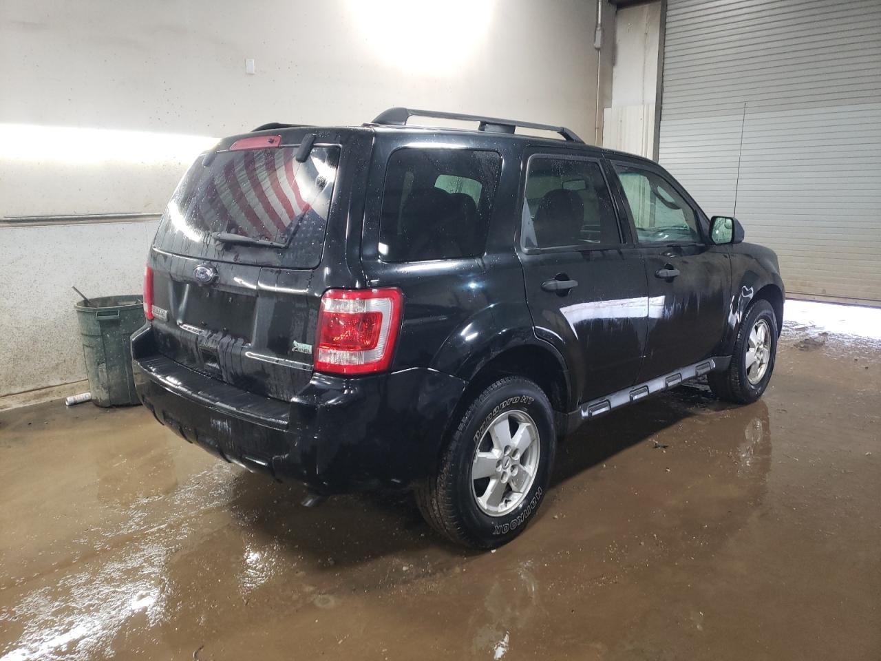 2010 FORD ESCAPE XLT - Фото 3