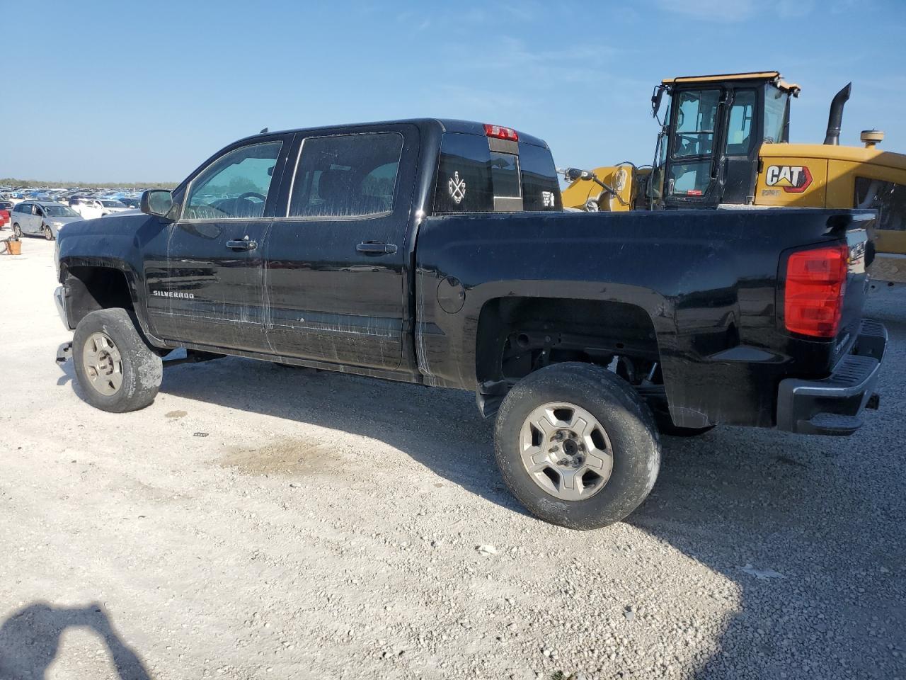 2018 CHEVROLET SILVERADO - Image 2