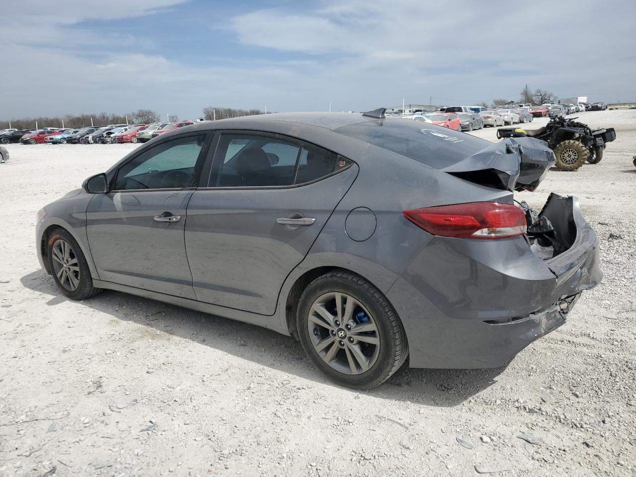 2018 HYUNDAI ELANTRA SE - Image 2