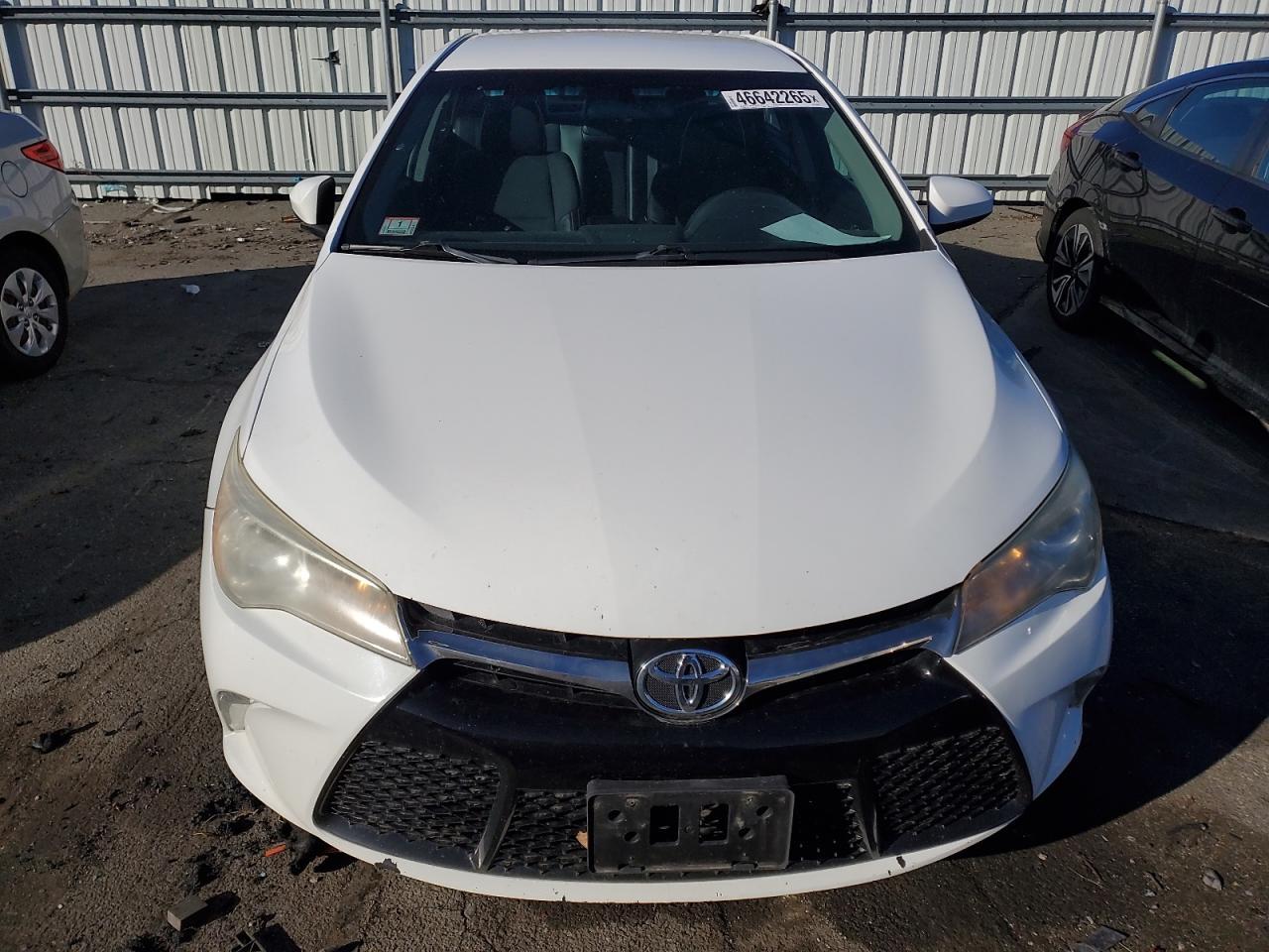 2016 TOYOTA CAMRY LE - Фото 5