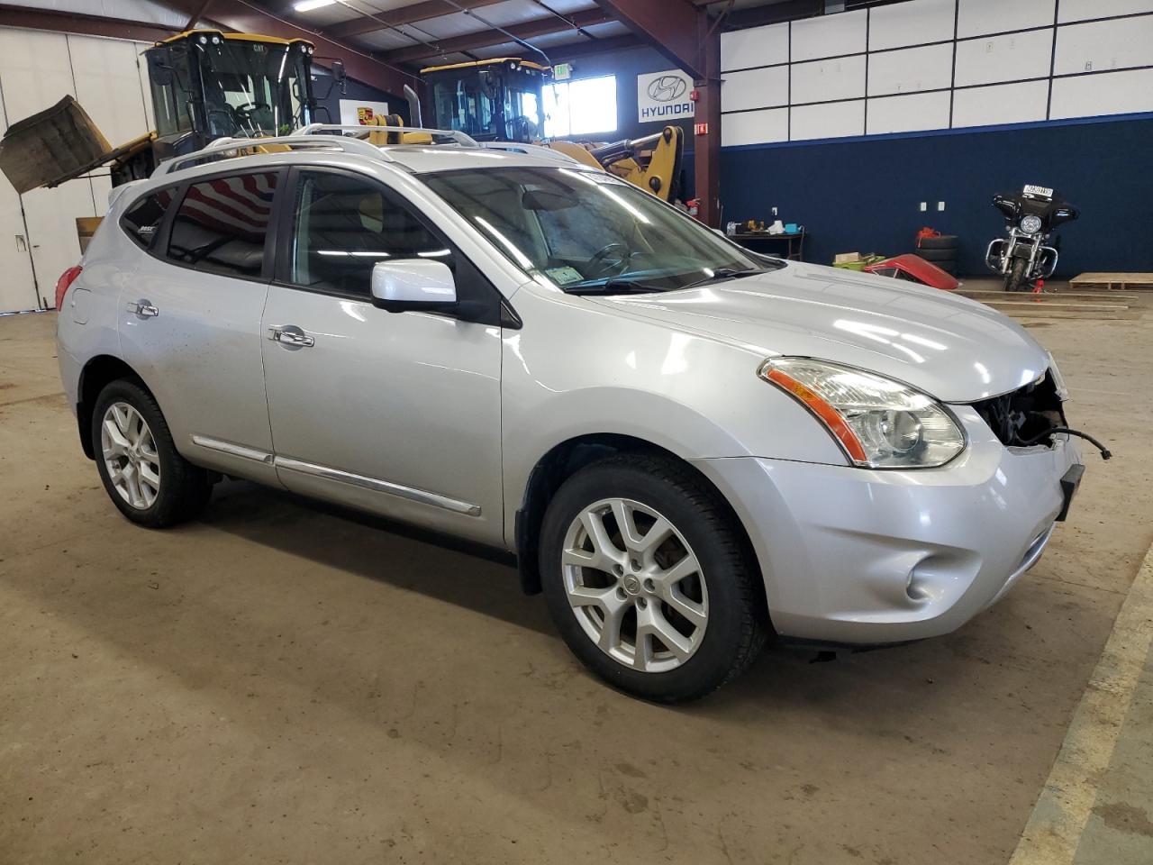2013 NISSAN ROGUE S - Image 4