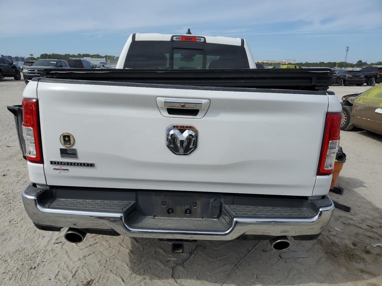 2019 RAM 1500 BIG H - Фото 6