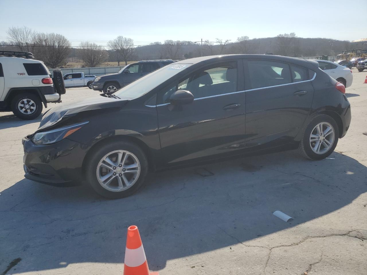 2017 CHEVROLET CRUZE LT