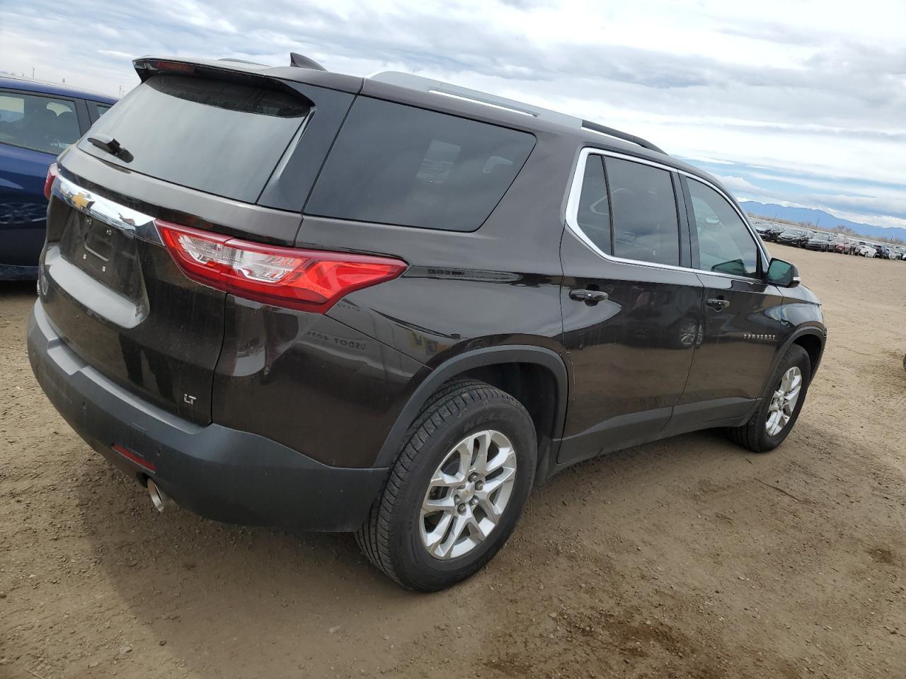 2018 CHEVROLET TRAVERSE L - Фото 3