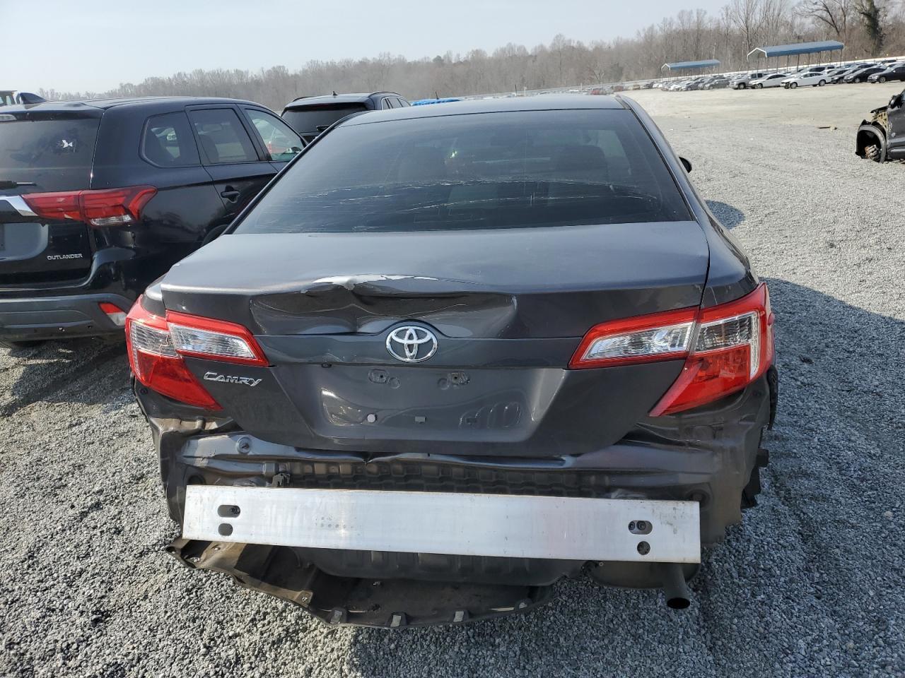 2014 TOYOTA CAMRY L - Фото 6