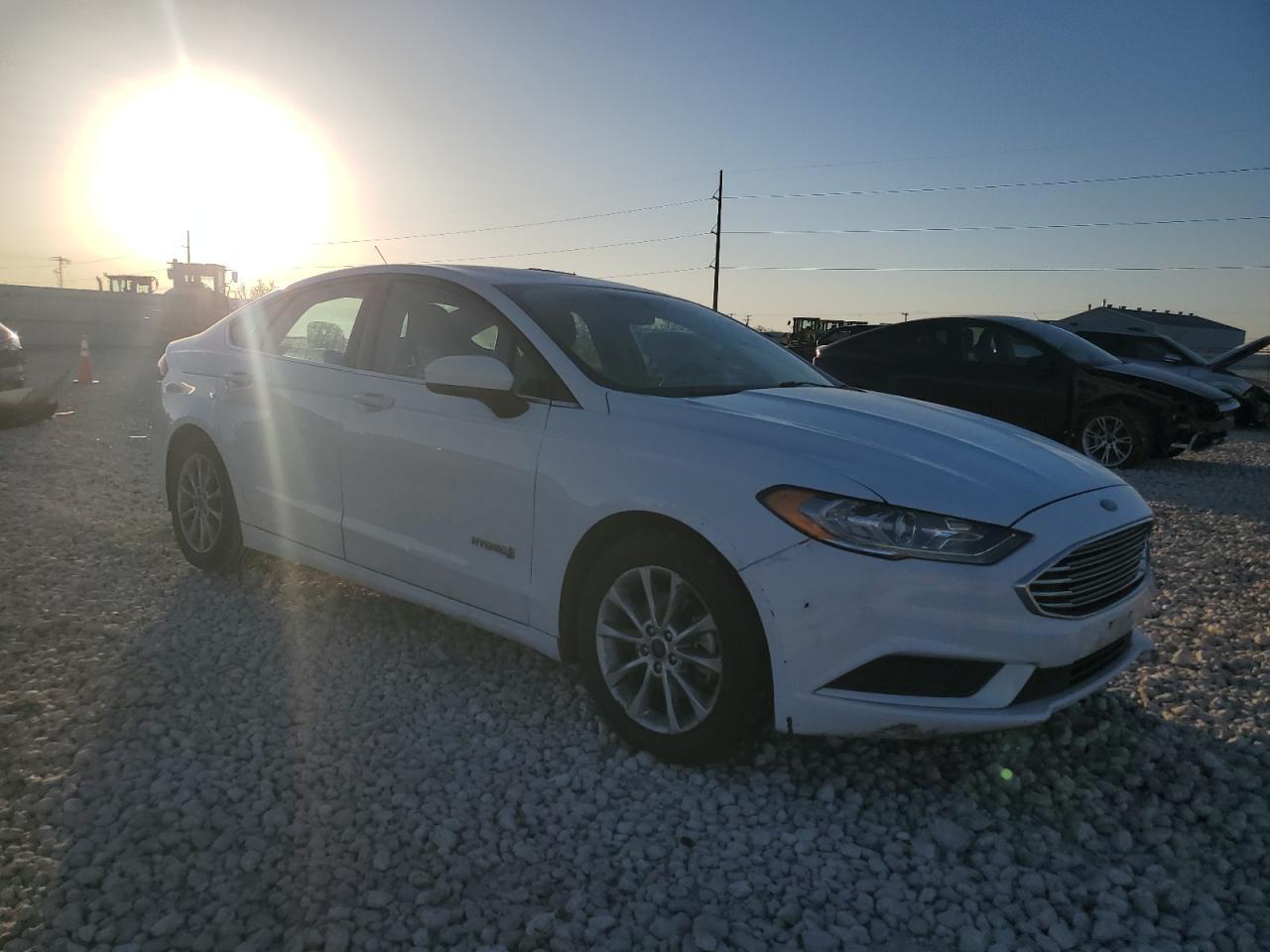 2017 FORD FUSION SE - Фото 4