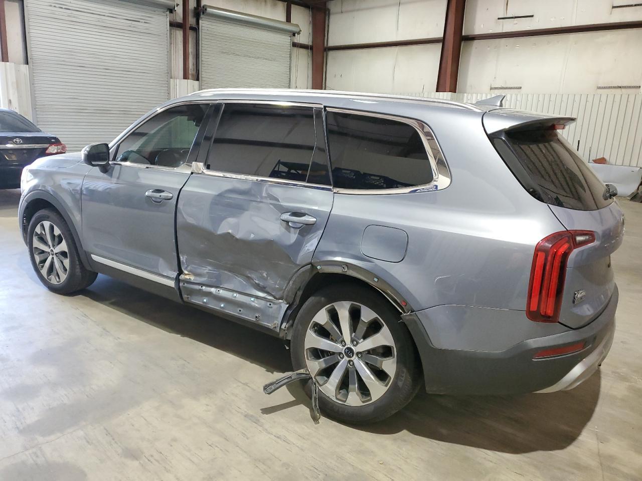 2020 KIA TELLURIDE - Image 2