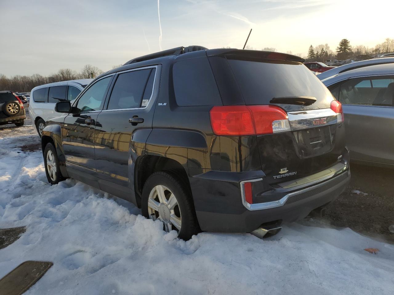 2016 GMC TERRAIN SL - Image 2