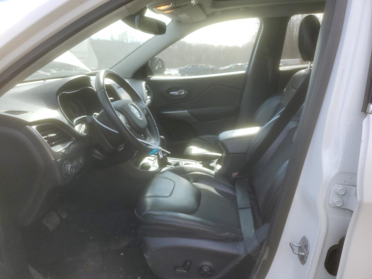 2019 JEEP CHEROKEE L - Image 7