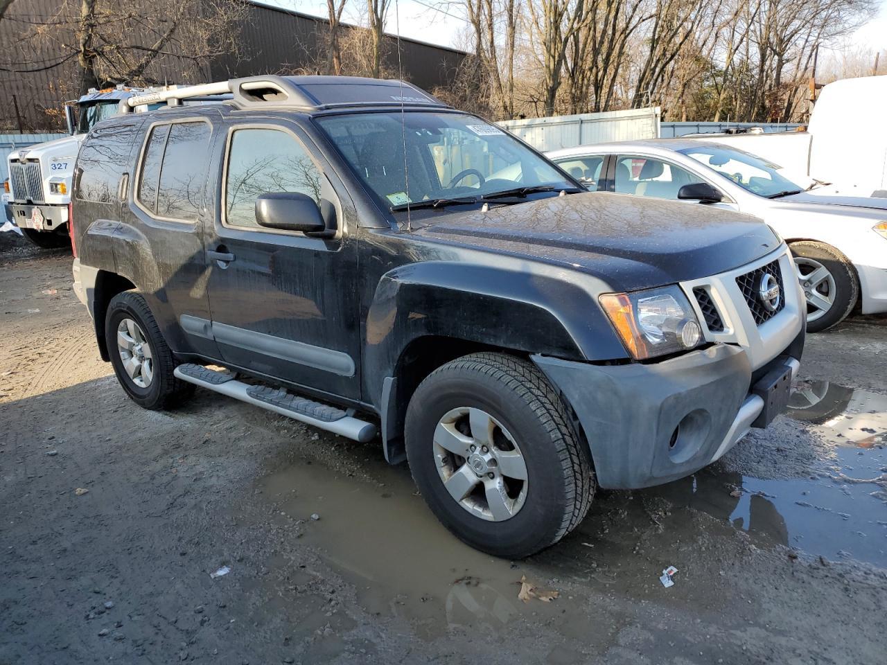 2013 NISSAN XTERRA X - Фото 4
