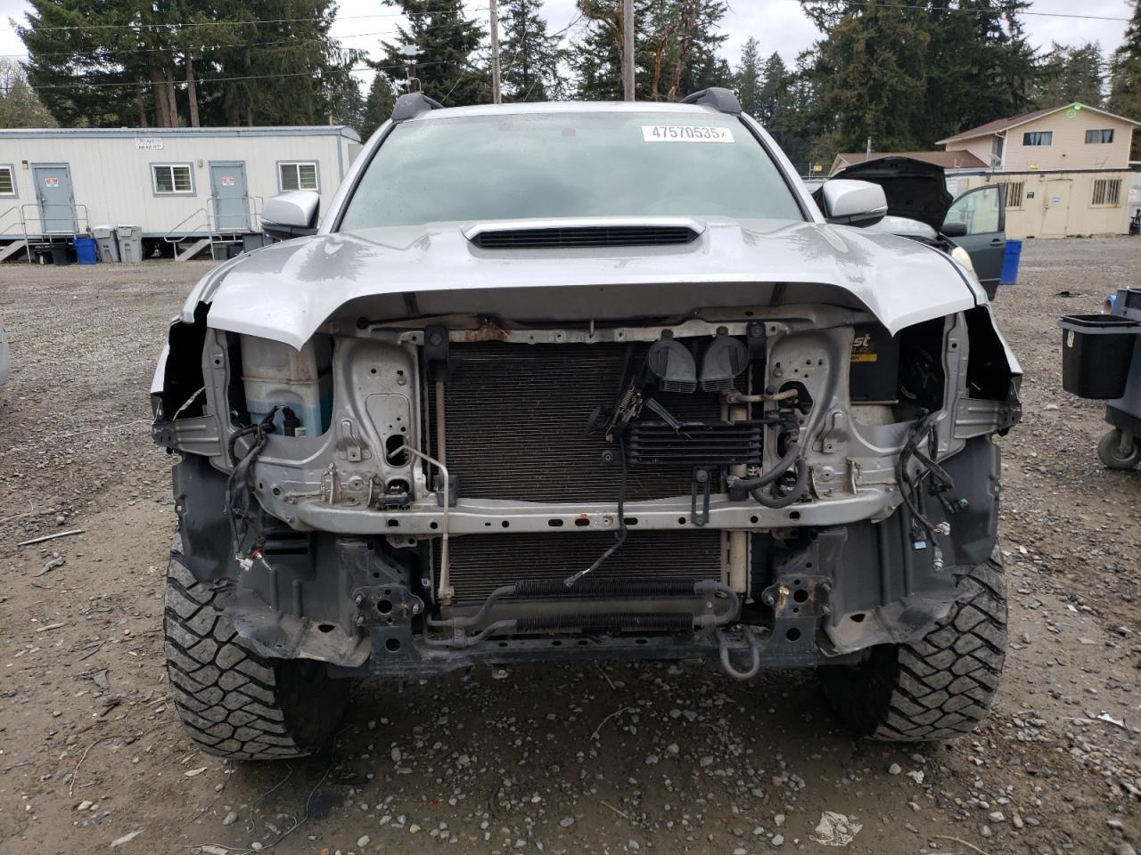 2016 TOYOTA TACOMA DOU - Фото 5
