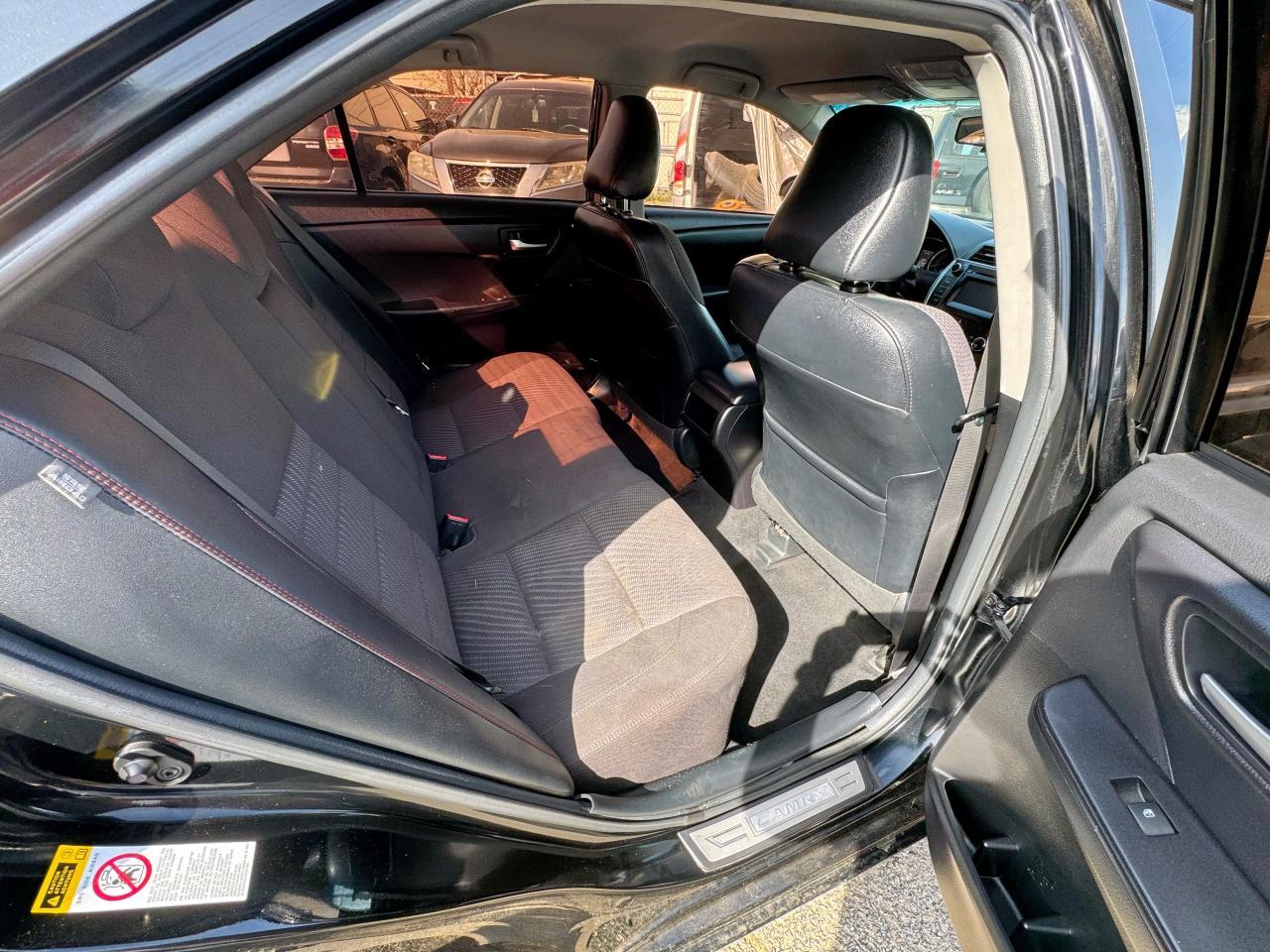 2017 TOYOTA CAMRY LE - Image 6