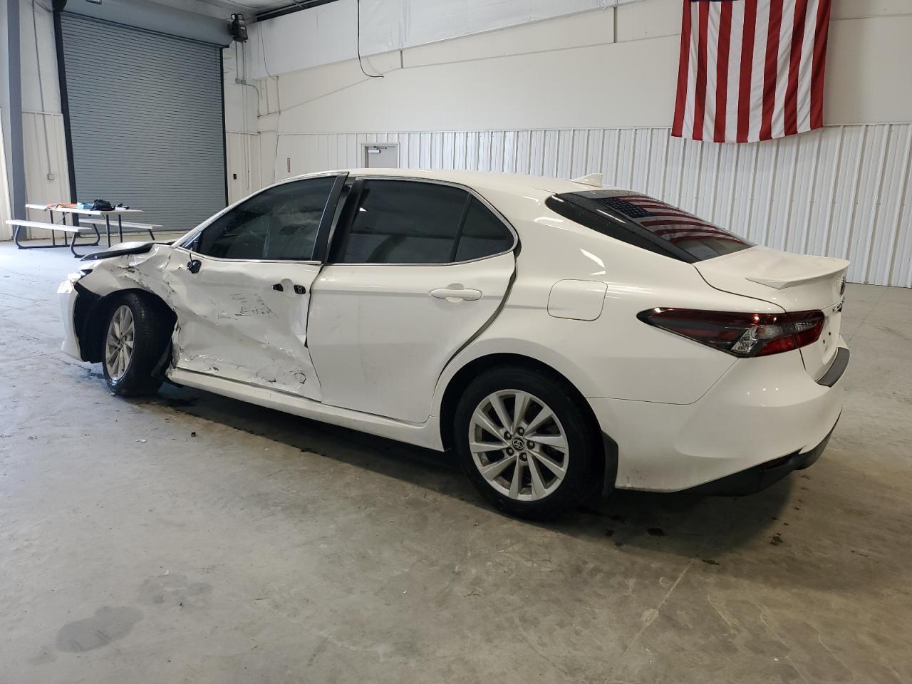 2023 TOYOTA CAMRY LE - Image 2