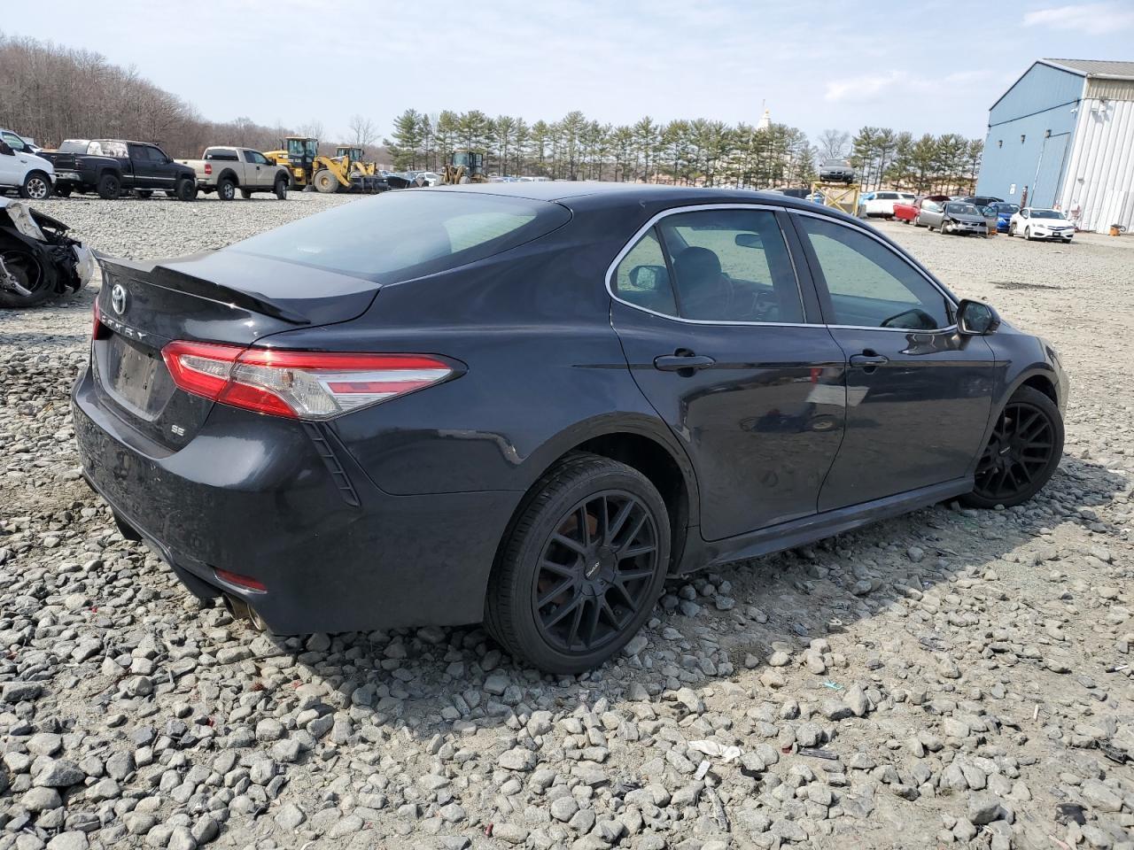 2019 TOYOTA CAMRY L - Image 3