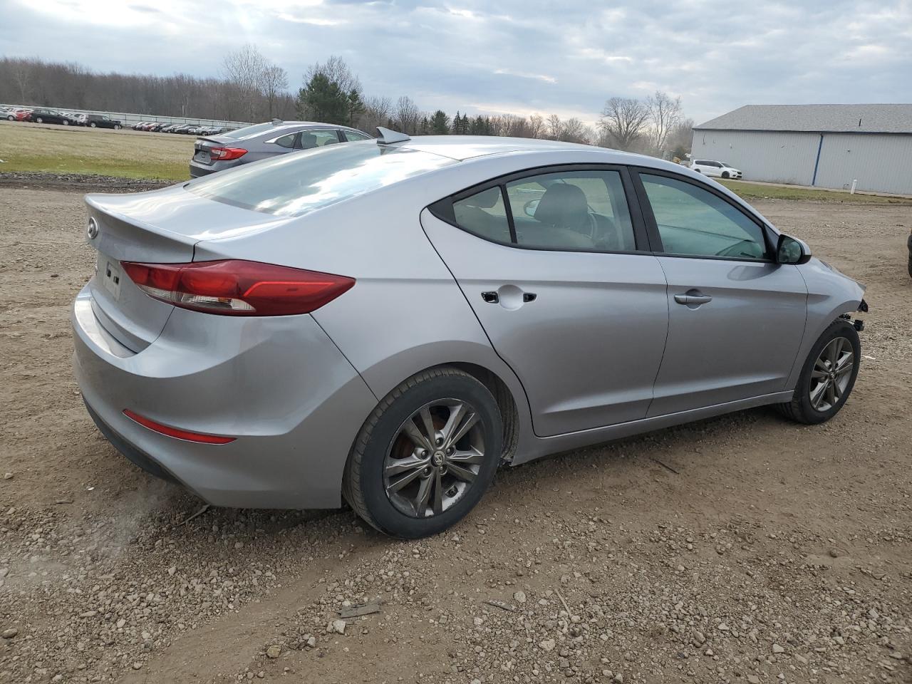 2017 HYUNDAI ELANTRA SE - Image 3
