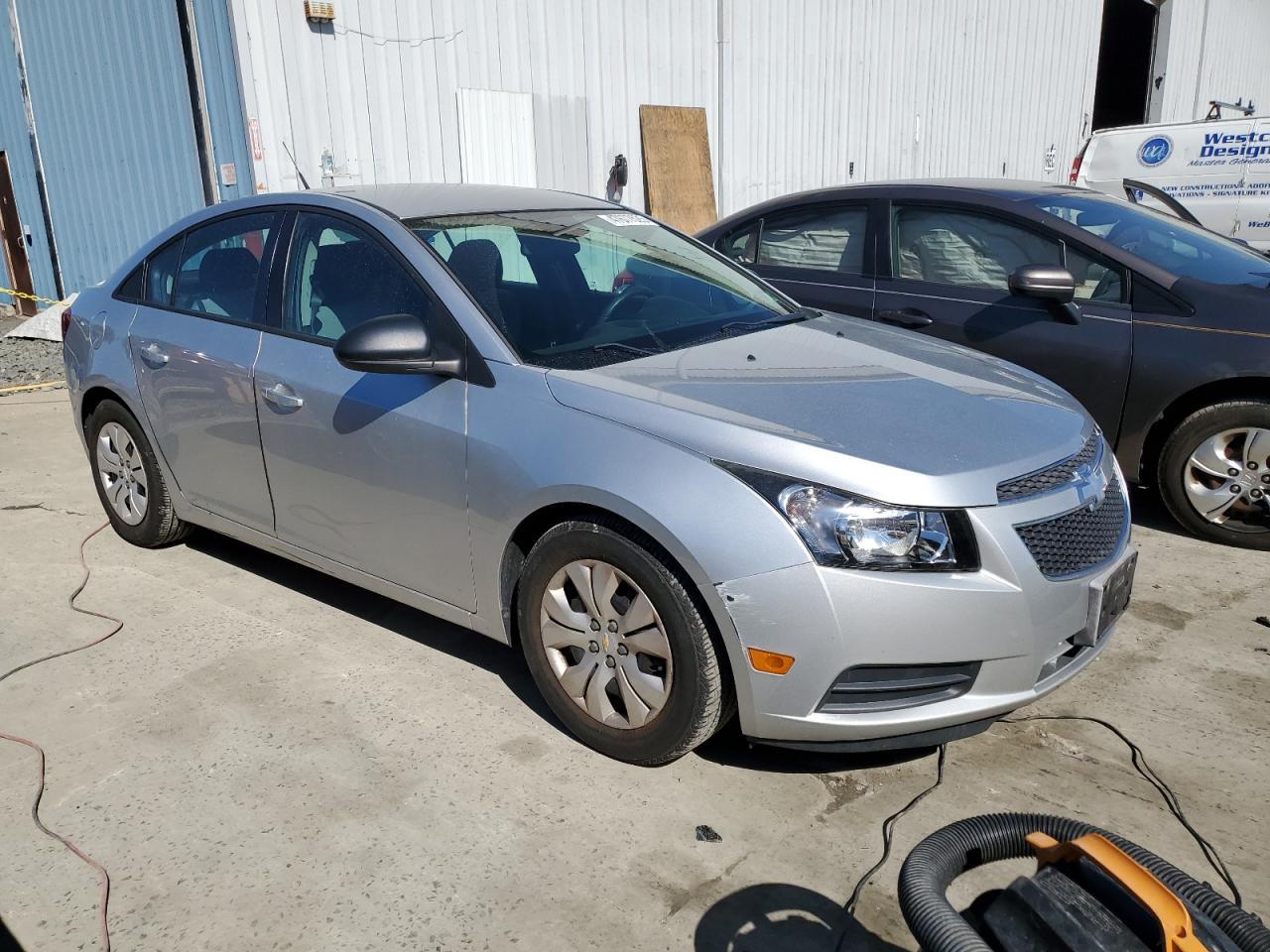 2014 CHEVROLET CRUZE LS - Image 4