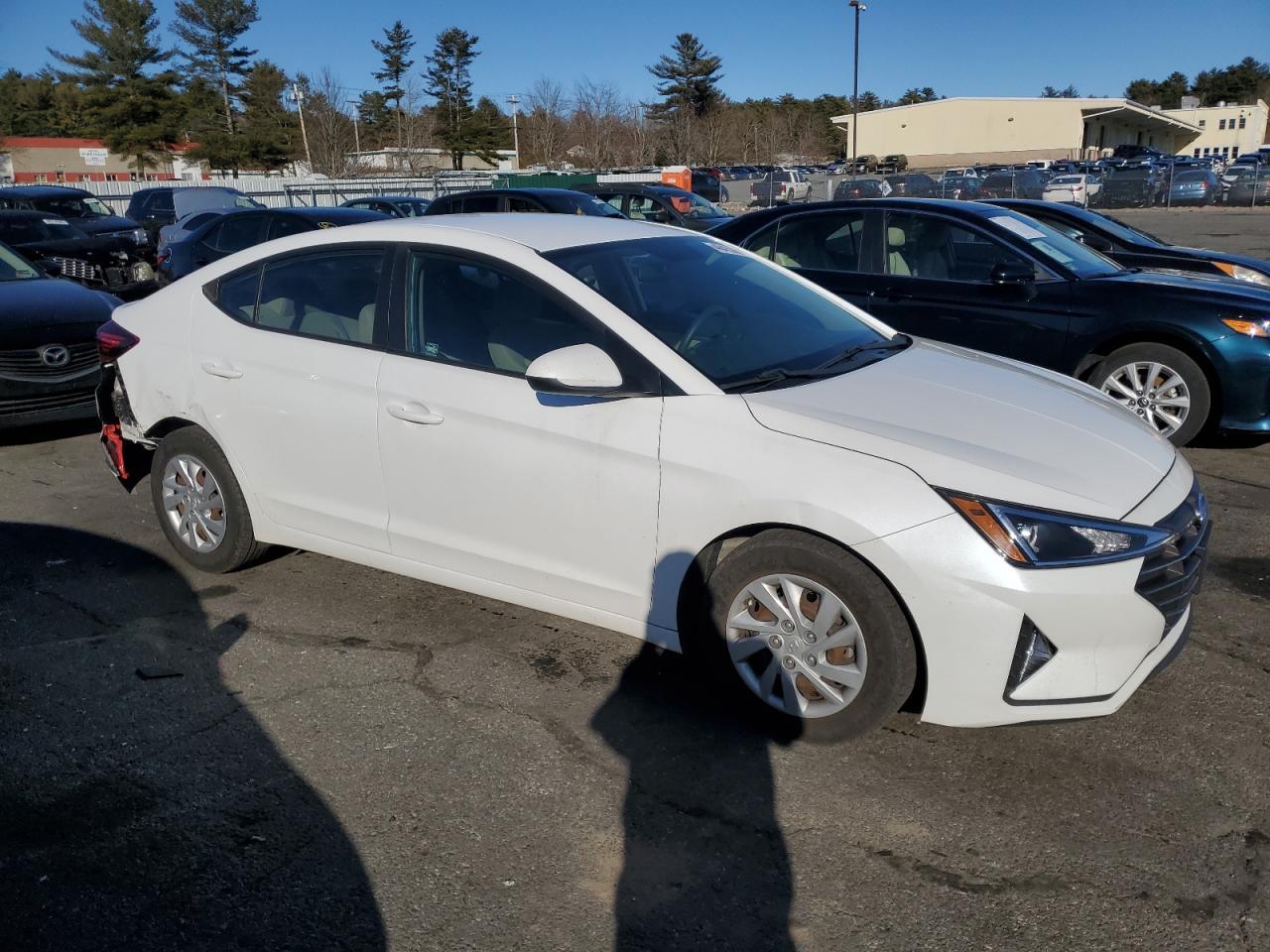 2019 HYUNDAI ELANTRA SE - Фото 4