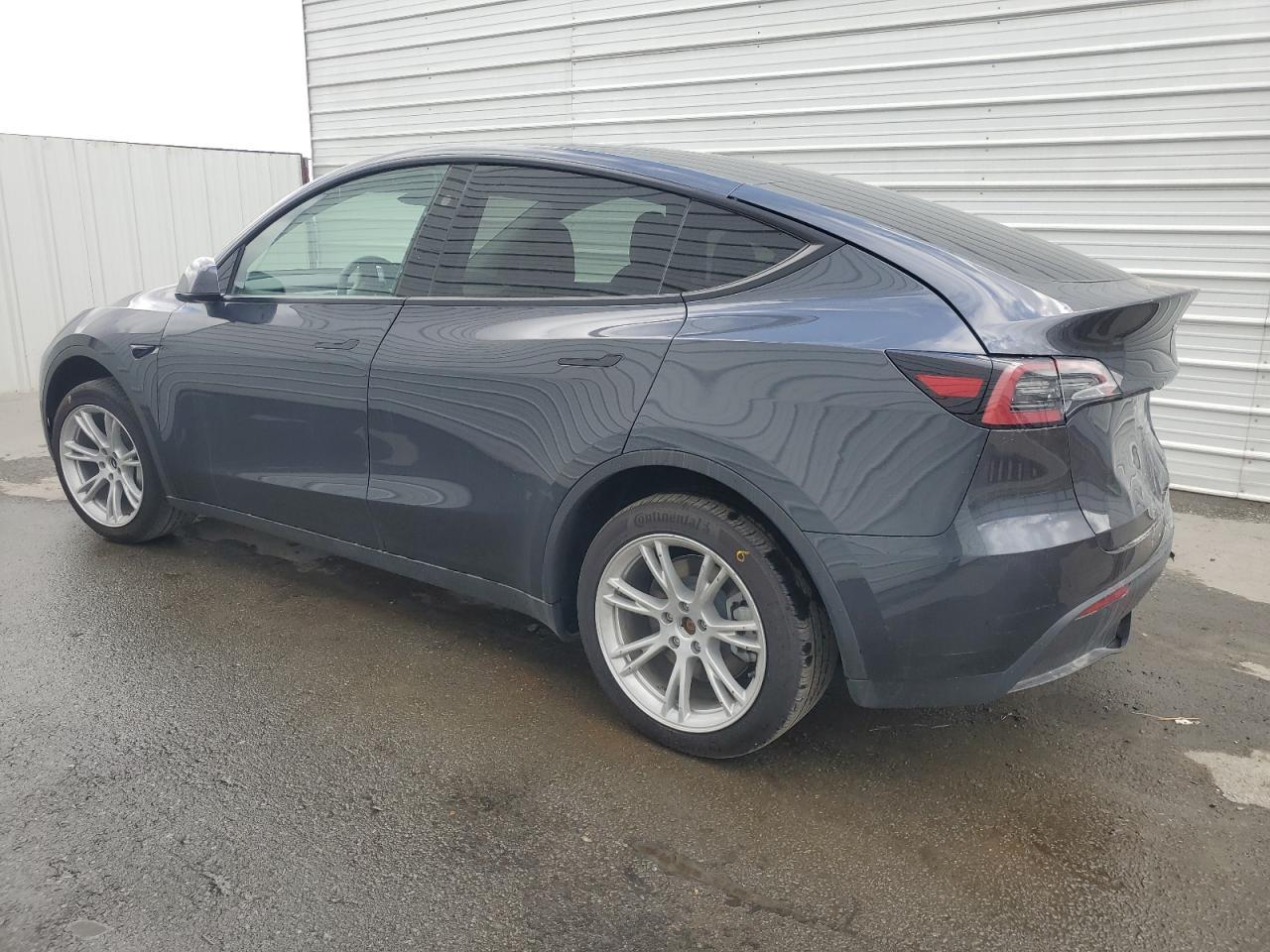 2024 TESLA MODEL Y - Фото 2