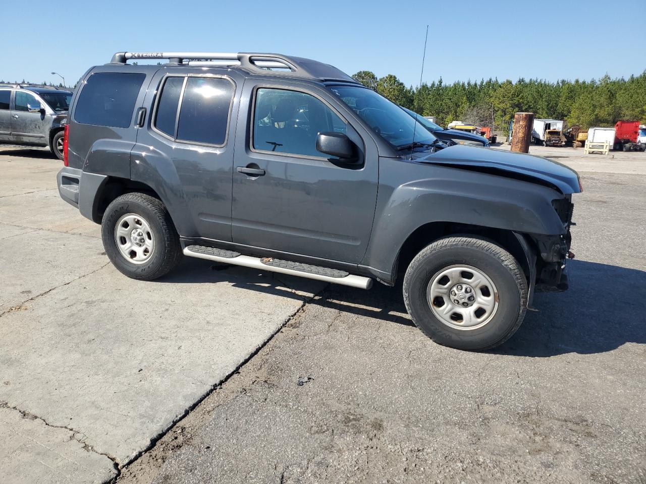 2015 NISSAN XTERRA X - Фото 4