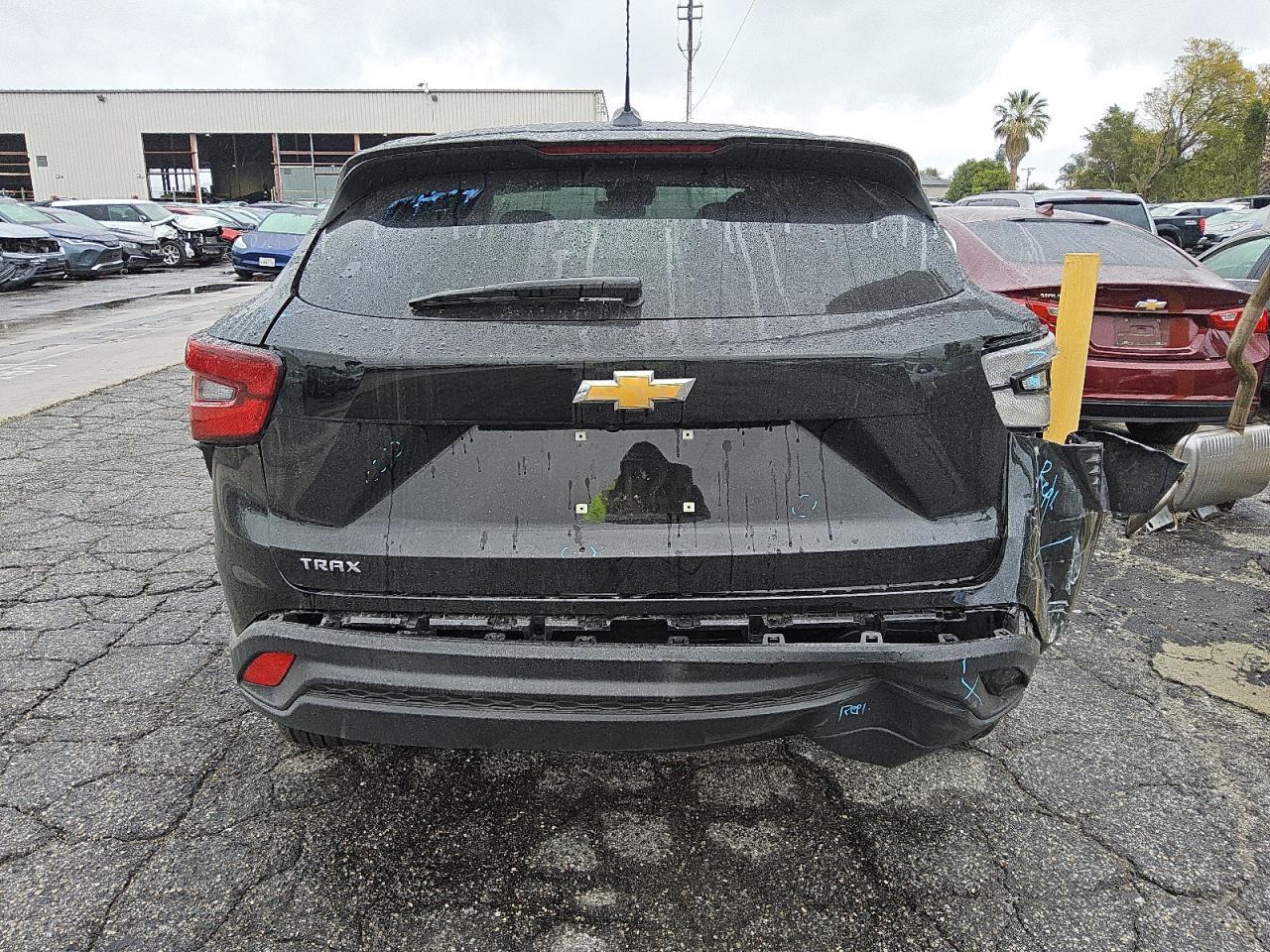 2024 CHEVROLET TRAX LS - Фото 6