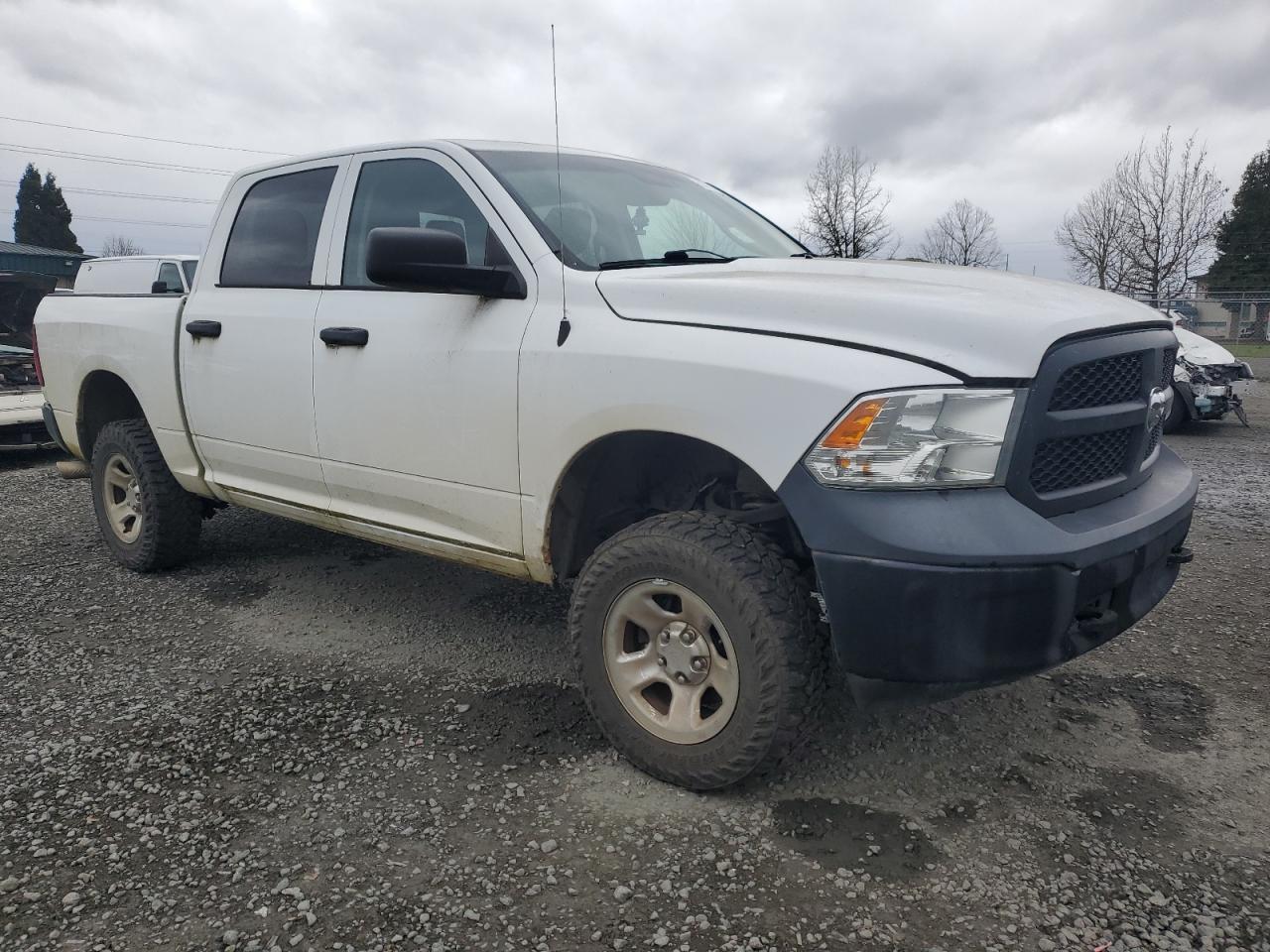 2015 RAM 1500 ST - Фото 4
