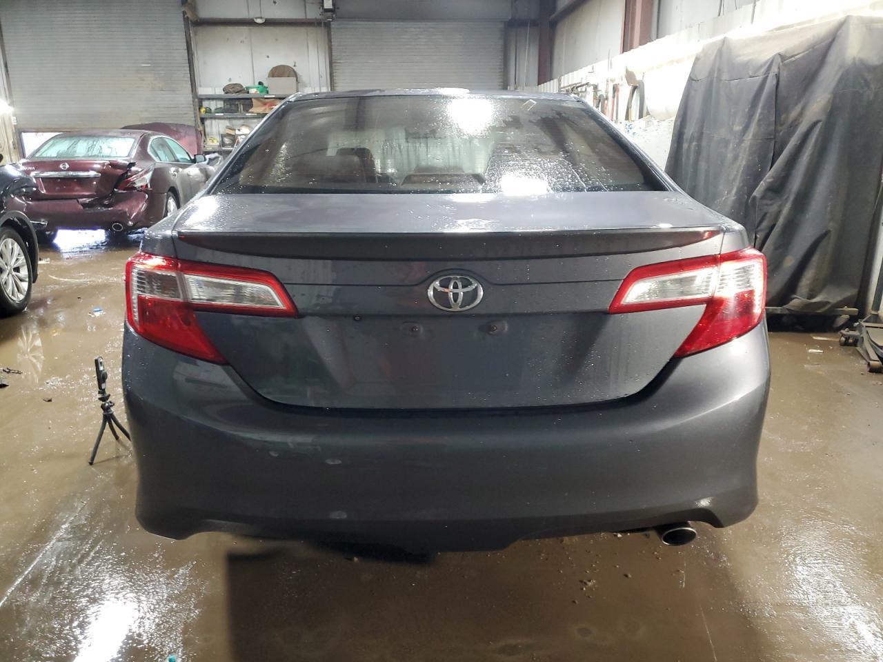 2014 TOYOTA CAMRY L - Фото 6