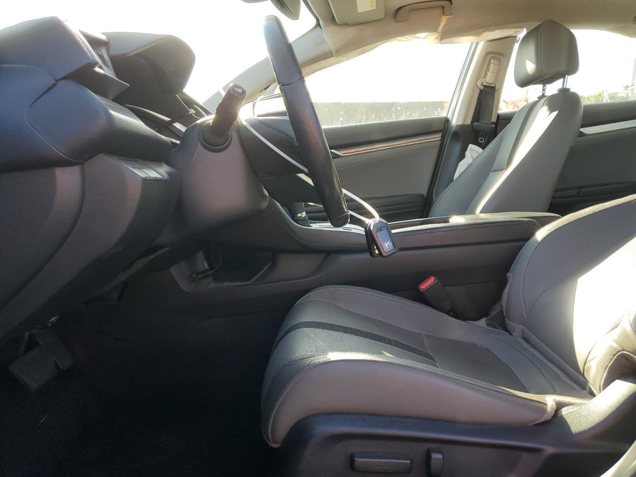2019 HONDA CIVIC EXL - Image 7