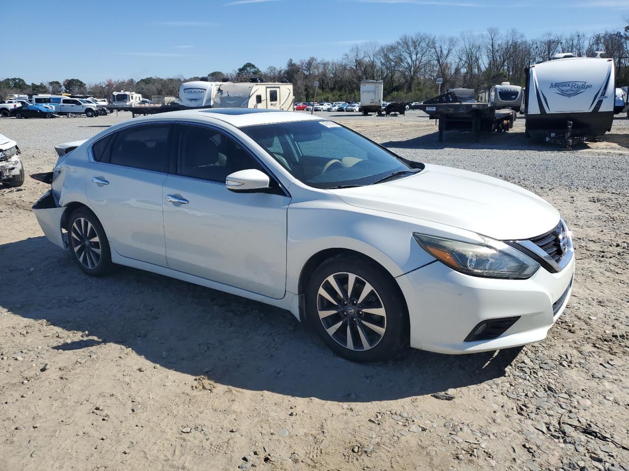 2017 NISSAN ALTIMA 2.5 - Image 4