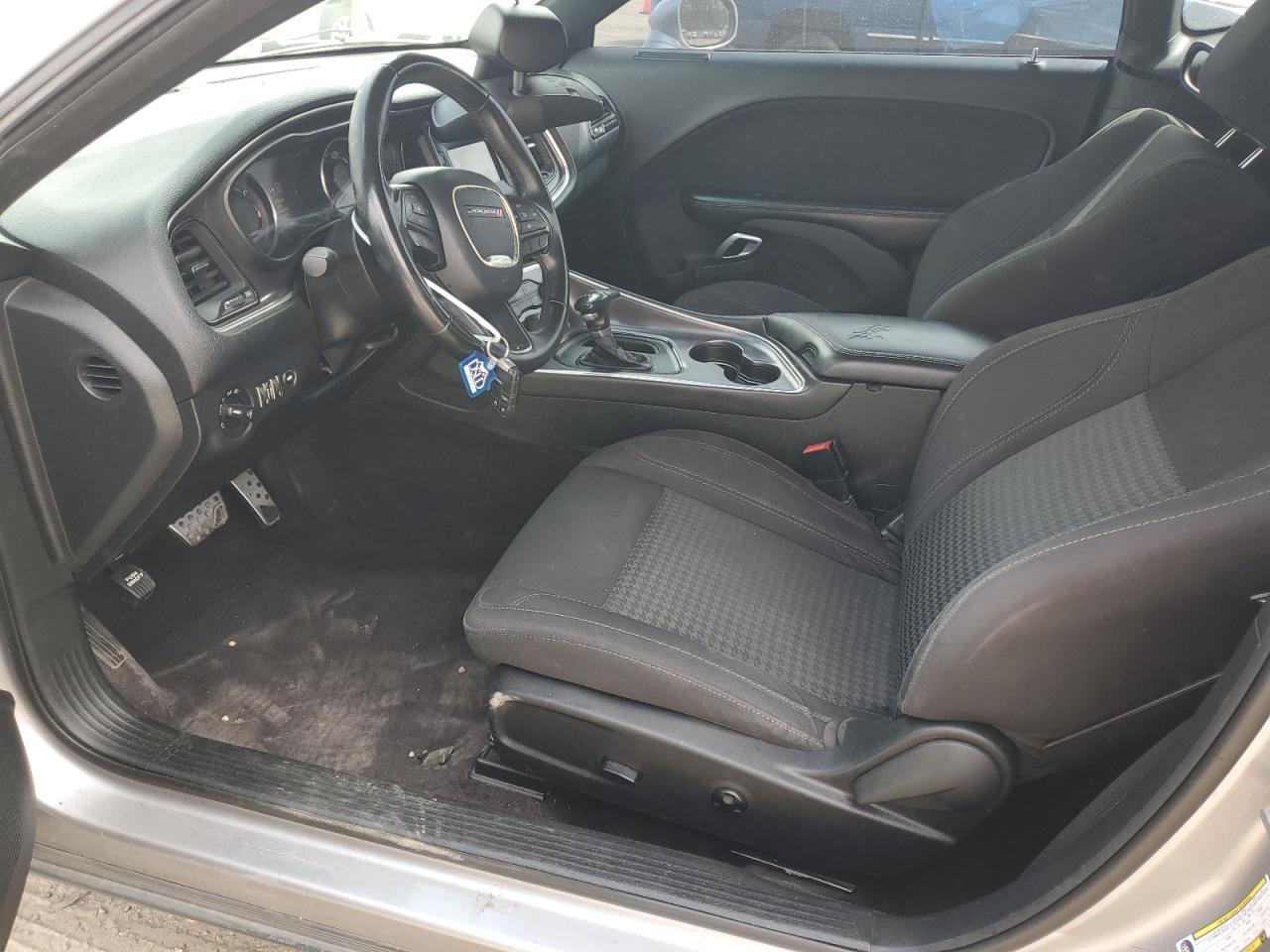 2017 DODGE CHALLENGER - Image 7