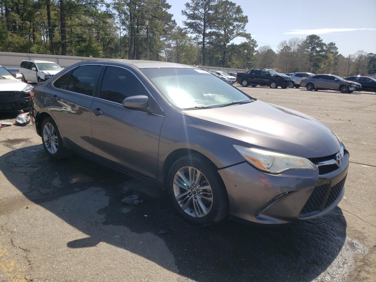 2017 TOYOTA CAMRY LE - Image 4