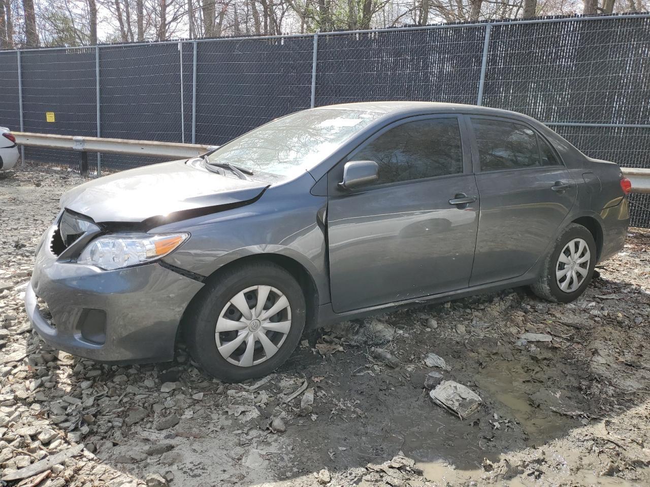2013 TOYOTA COROLLA BA