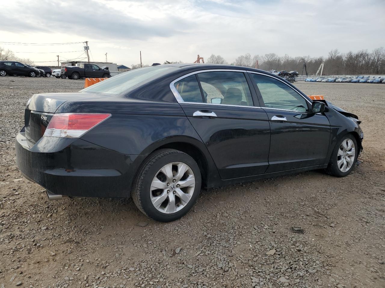 2010 HONDA ACCORD EXL - Image 3