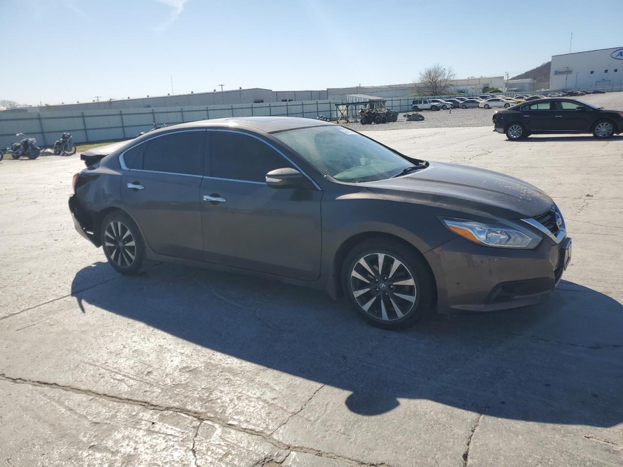 2016 NISSAN ALTIMA 2.5 - Фото 4