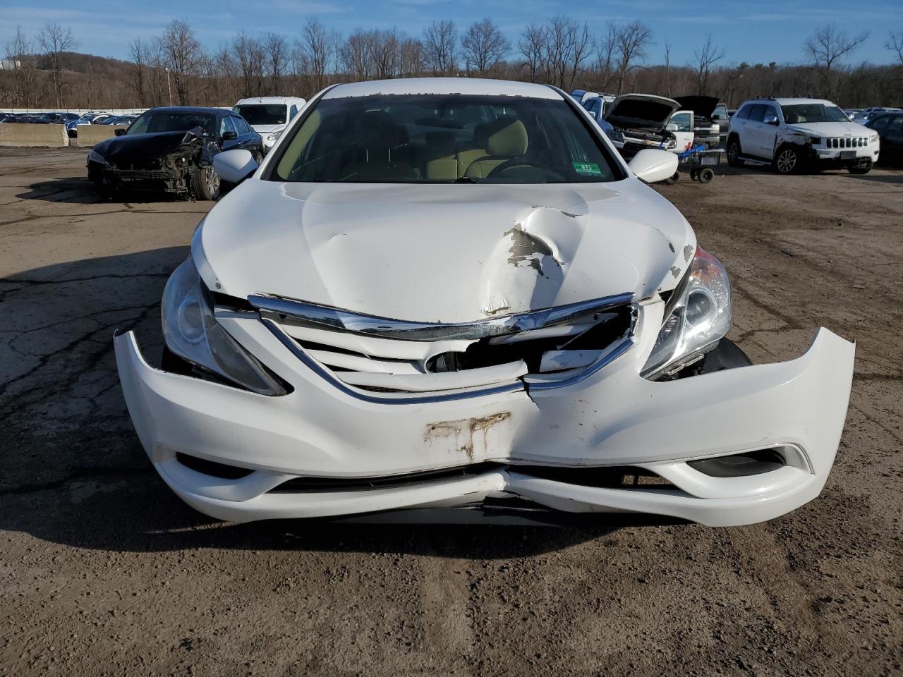 2011 HYUNDAI SONATA GLS - Image 5