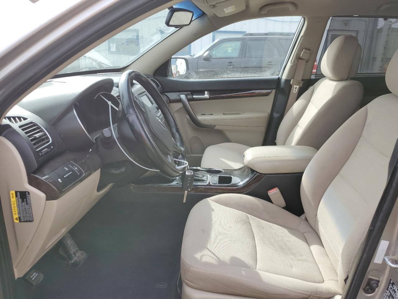2014 KIA SORENTO LX - Фото 7