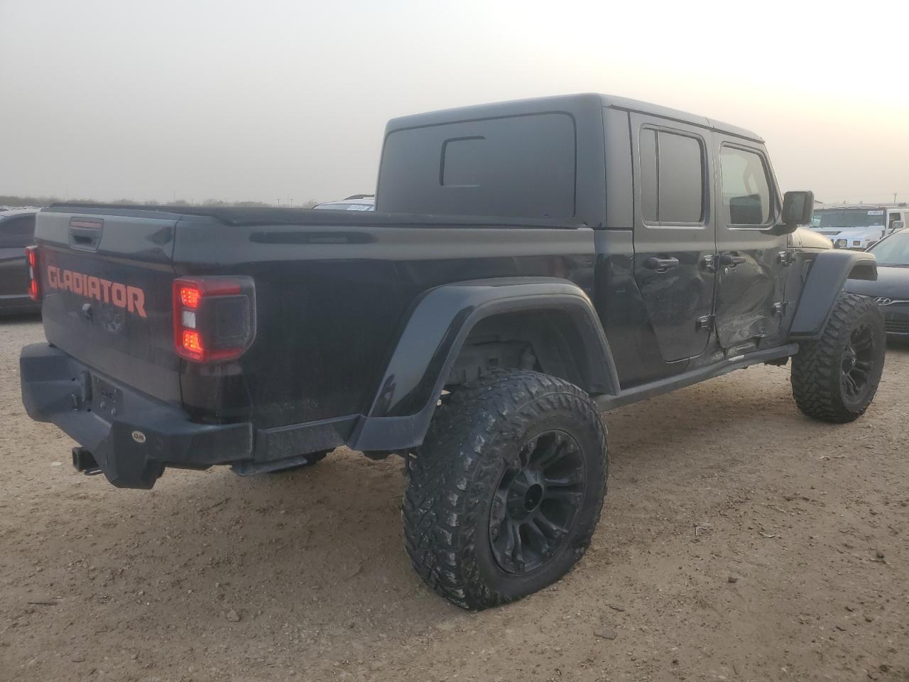2020 JEEP GLADIATOR - Image 3