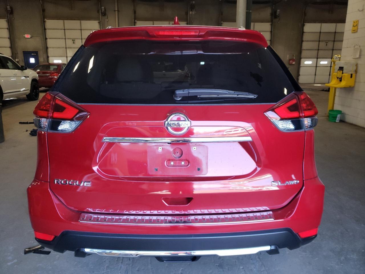 2017 NISSAN ROGUE S - Фото 6