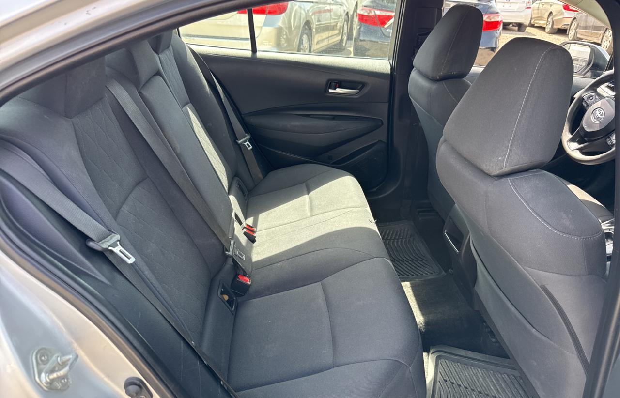 2020 TOYOTA COROLLA LE - Фото 6