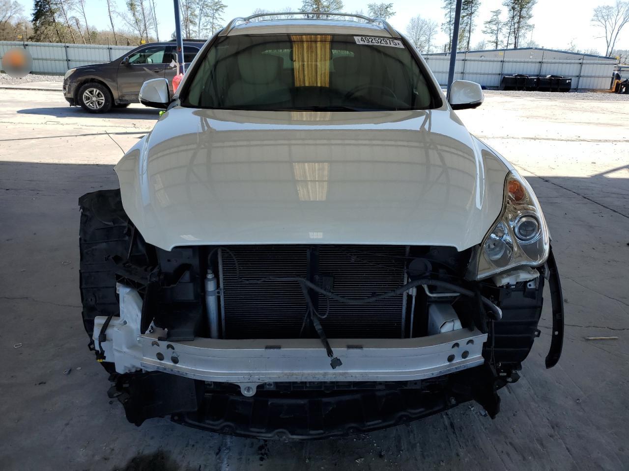 2016 INFINITI QX50 - Image 5