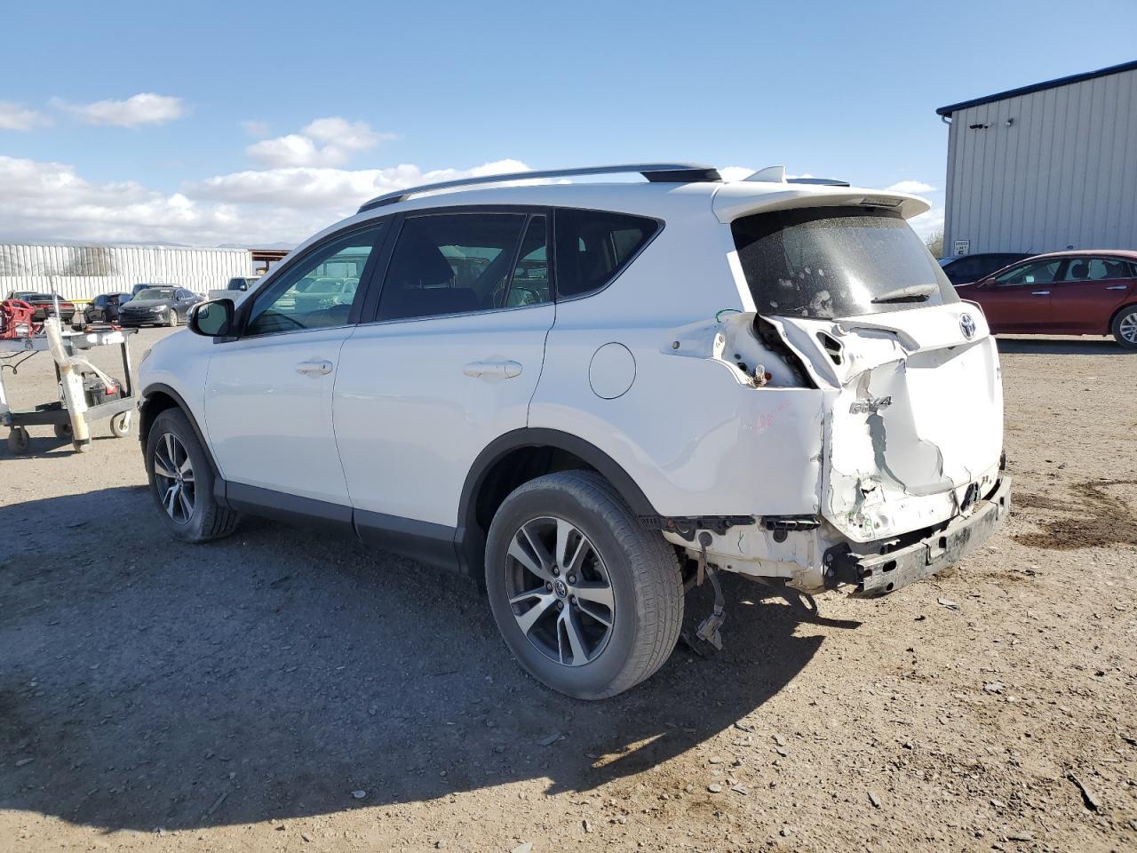 2016 TOYOTA RAV4 XLE - Фото 2