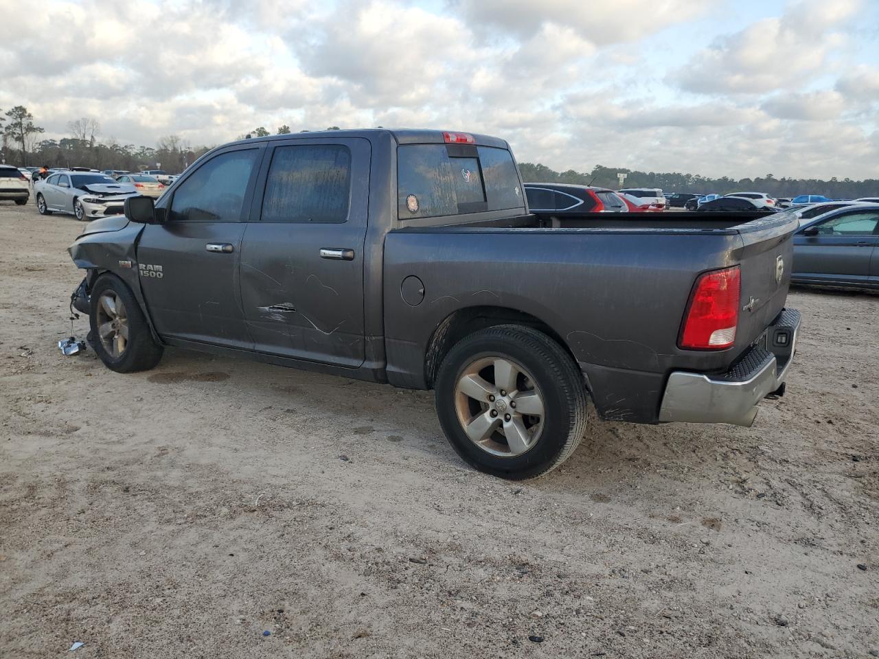 2017 RAM 1500 SLT - Image 2