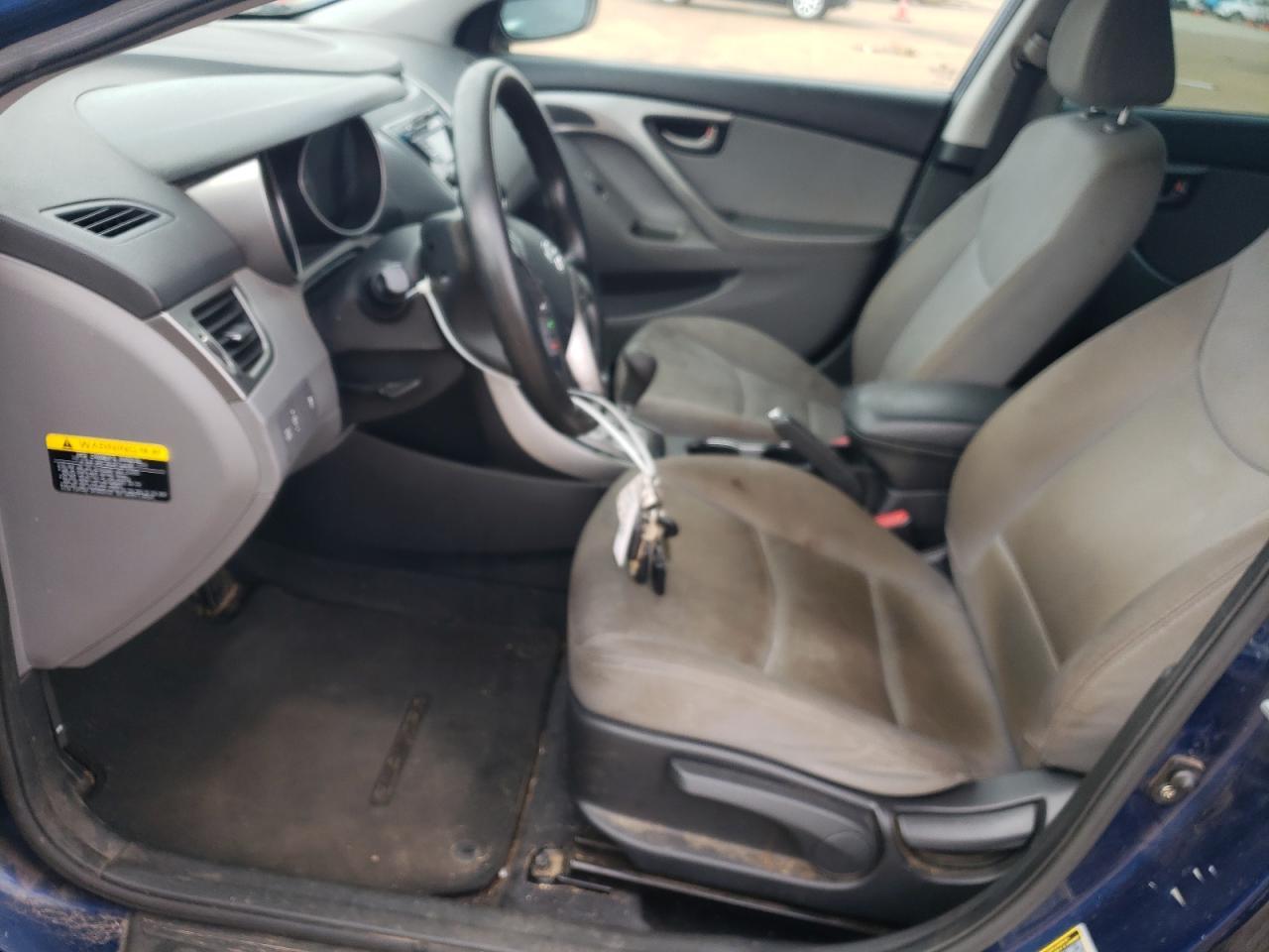 2013 HYUNDAI ELANTRA GL - Image 7